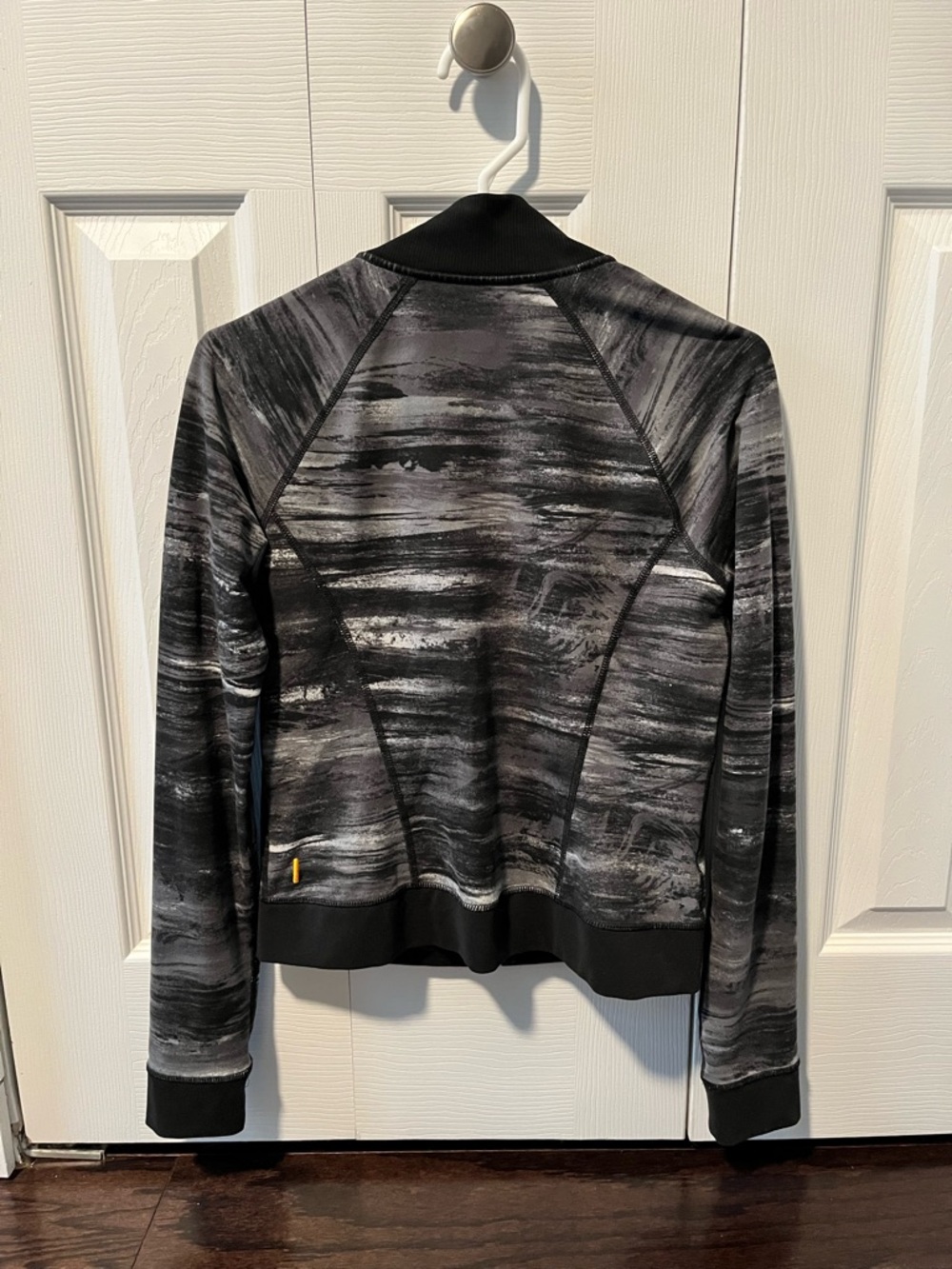 Lucy Tech Zip Jacket - Picture 3 of 7